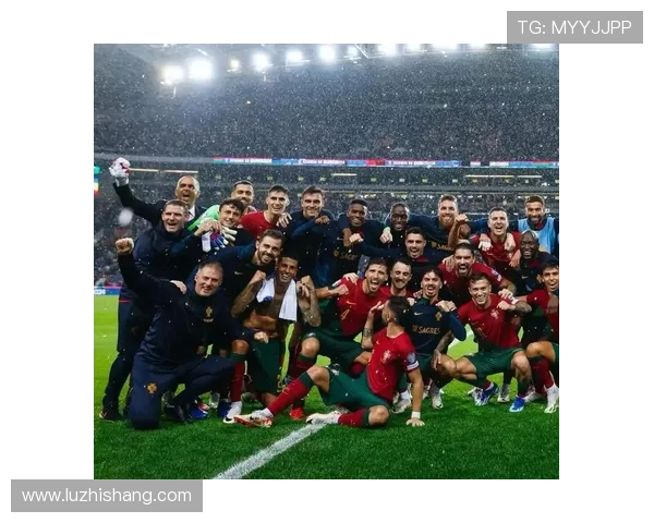 足球巨星的家庭生活揭秘生育众多孩子的背后故事与挑战